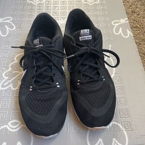 Nike TR 6 - Size 7.5 - Used